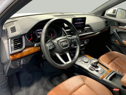 Used 2018 Audi Q5 2.0T Premium Plus w/ Premium Plus Package AWD/4WD image 18