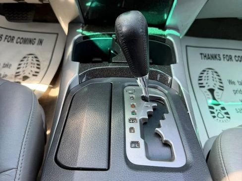 Used 2003 Toyota 4Runner Limited image 24