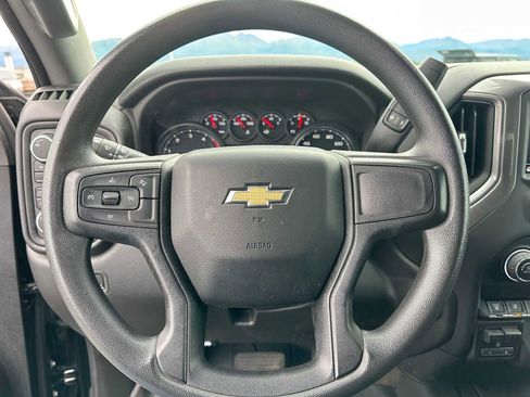 Used 2024 Chevrolet Silverado 2500 Custom w/ Custom Value Package image 22