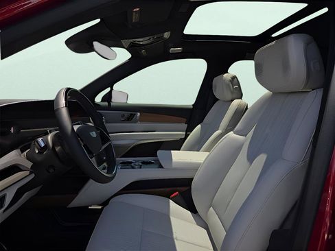 New 2026 Cadillac Vistiq Sport image 18