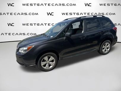 Used 2016 Subaru Forester 2.5i w/ Alloy Wheel Package