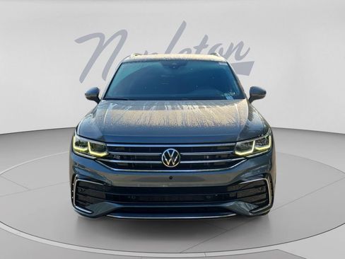 Used 2022 Volkswagen Tiguan SEL R-Line AWD/4WD image 2