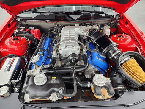 Used 2011 Ford Mustang Shelby GT500 w/ SVT Performance Pkg RWD image 23