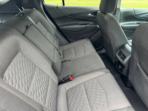 Used 2018 Chevrolet Equinox LT FWD image 22