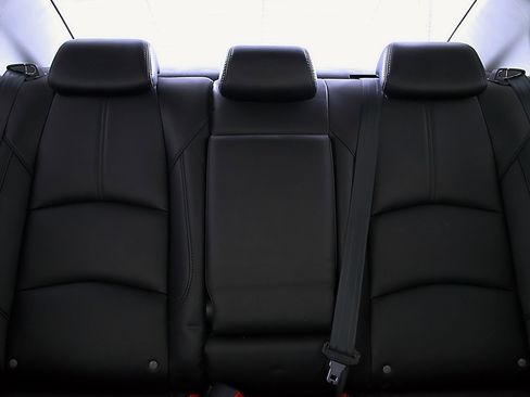 Used 2018 MAZDA MAZDA3 Touring image 15