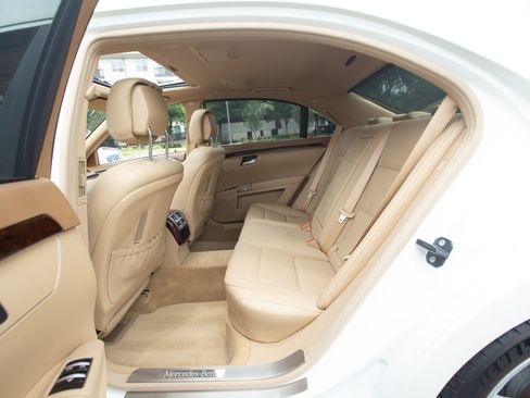 Used 2013 Mercedes-Benz S 550 image 35