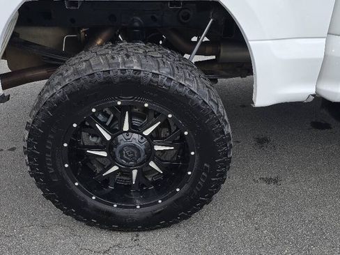 Used 2017 Ford F150 XLT AWD/4WD image 11