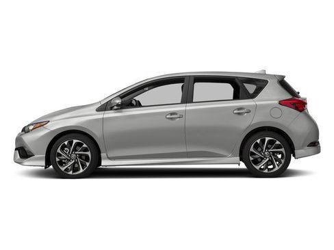 Certified 2018 Toyota Corolla iM image 3