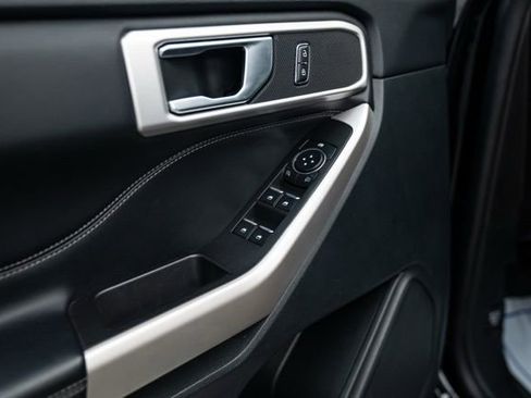 Used 2023 Ford Explorer XLT w/ Equipment Group 202A image 21