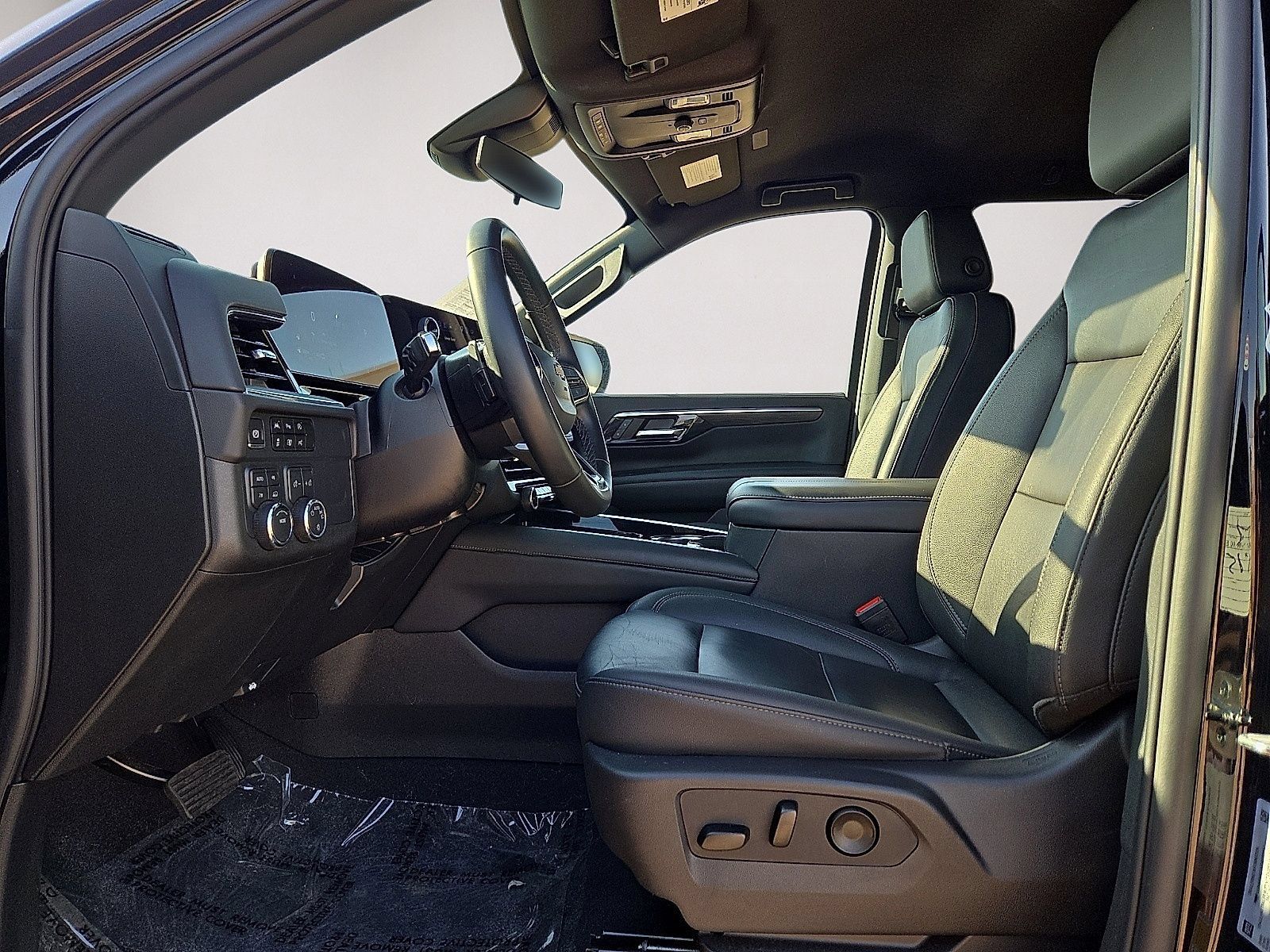 Used 2025 Chevrolet Tahoe LT AWD/4WD image 23