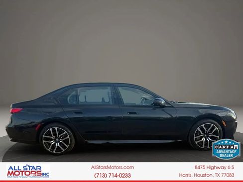 Used 2024 BMW 740i xDrive AWD/4WD image 8