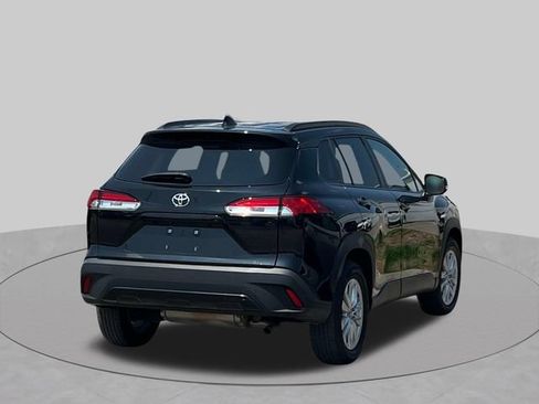 Used 2022 Toyota Corolla Cross LE w/ Moonroof Package AWD/4WD image 2