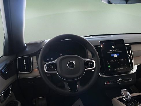 New 2026 Volvo XC90 T8 Plus image 19