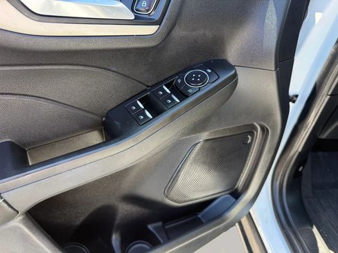 Used 2021 Ford Escape SE AWD/4WD image 12