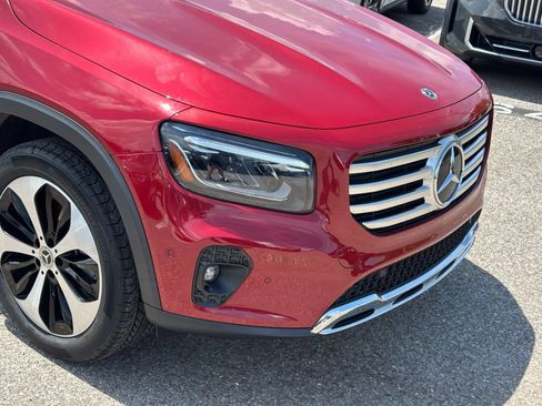 Used 2024 Mercedes-Benz GLB 250 image 9