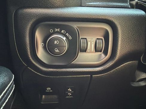 Used 2023 RAM 1500 Laramie AWD/4WD image 48