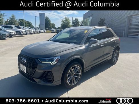 Used 2022 Audi Q3 2.0T Premium Plus w/ Premium Plus Package AWD/4WD image 2