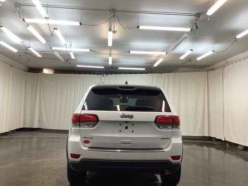 Used 2022 Jeep Grand Cherokee Limited image 7