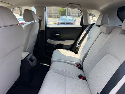 Used 2023 Honda HR-V LX image 7