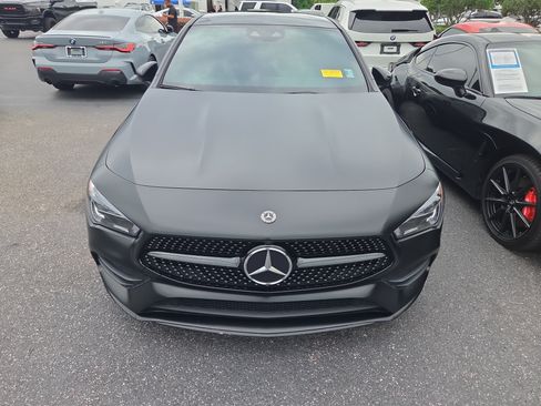Used 2023 Mercedes-Benz CLA 250 4MATIC image 4