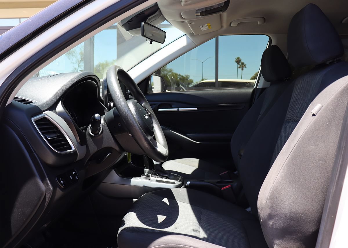 Used 2023 Kia Seltos LX AWD/4WD image 38