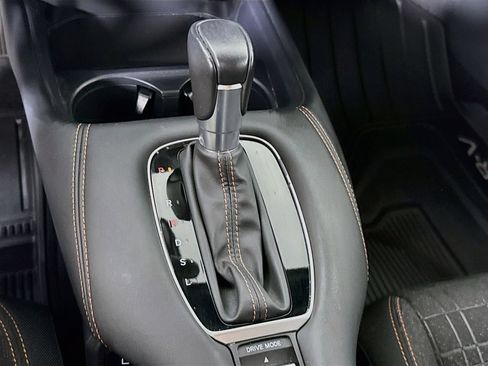 Used 2024 Honda HR-V Sport image 8
