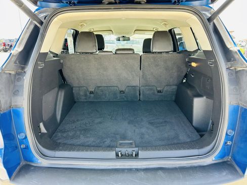 Used 2019 Ford Escape Titanium FWD image 25