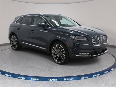 Used 2023 Lincoln Nautilus Reserve w/ Equipment Group 202A image 3