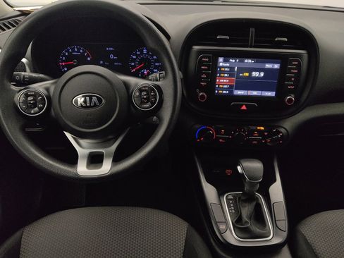Used 2020 Kia Soul LX FWD image 22