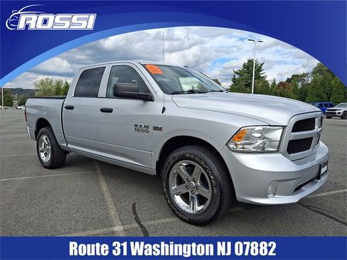 Used 2017 RAM 1500 Express image 1