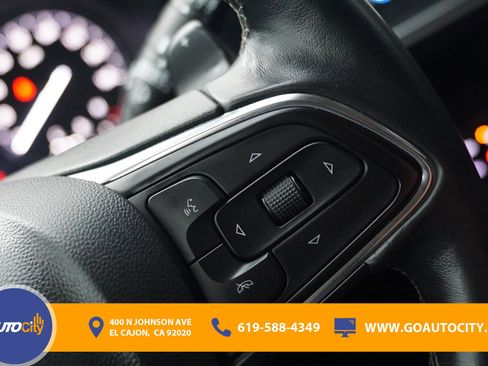 Used 2023 Buick Envision Essence image 22