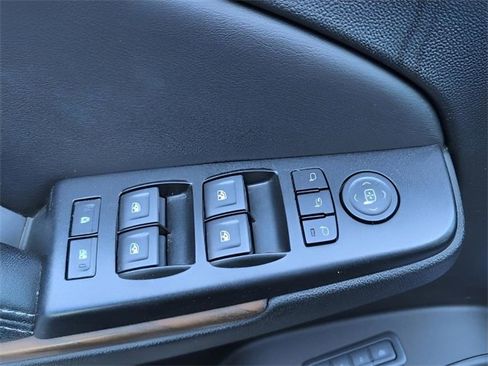 Used 2019 GMC Yukon Denali w/ Denali Ultimate Package image 18