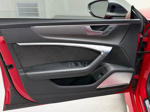 Used 2021 Audi RS 7 Prestige image 25