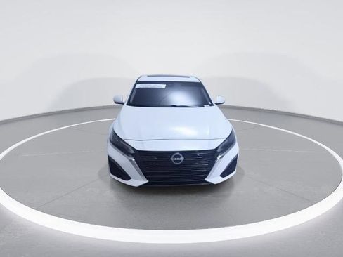 Certified 2024 Nissan Altima 2.5 SL image 4