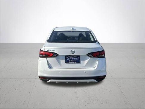 New 2025 Nissan Versa SV w/ Trunk Package image 8