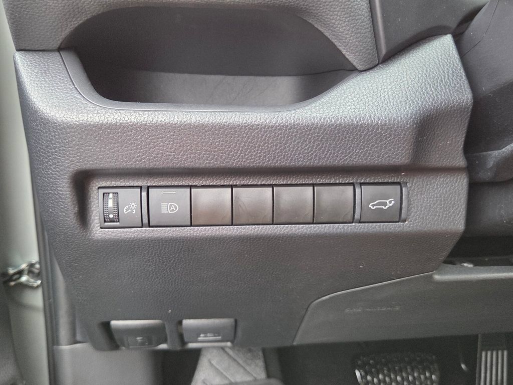 Certified 2023 Toyota RAV4 XLE w/ Convenience Package FWD image 30