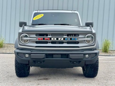 Used 2024 Ford Bronco Big Bend AWD/4WD image 3