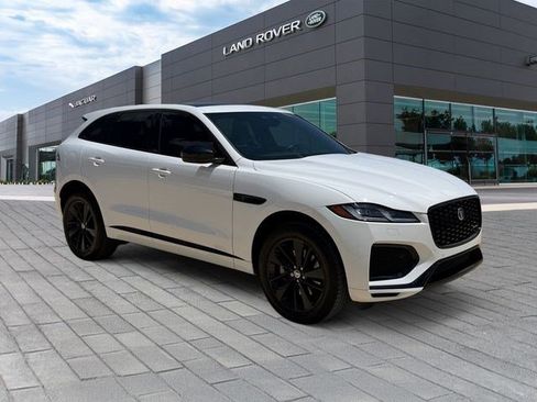Used 2024 Jaguar F-PACE R-Dynamic S AWD/4WD image 7