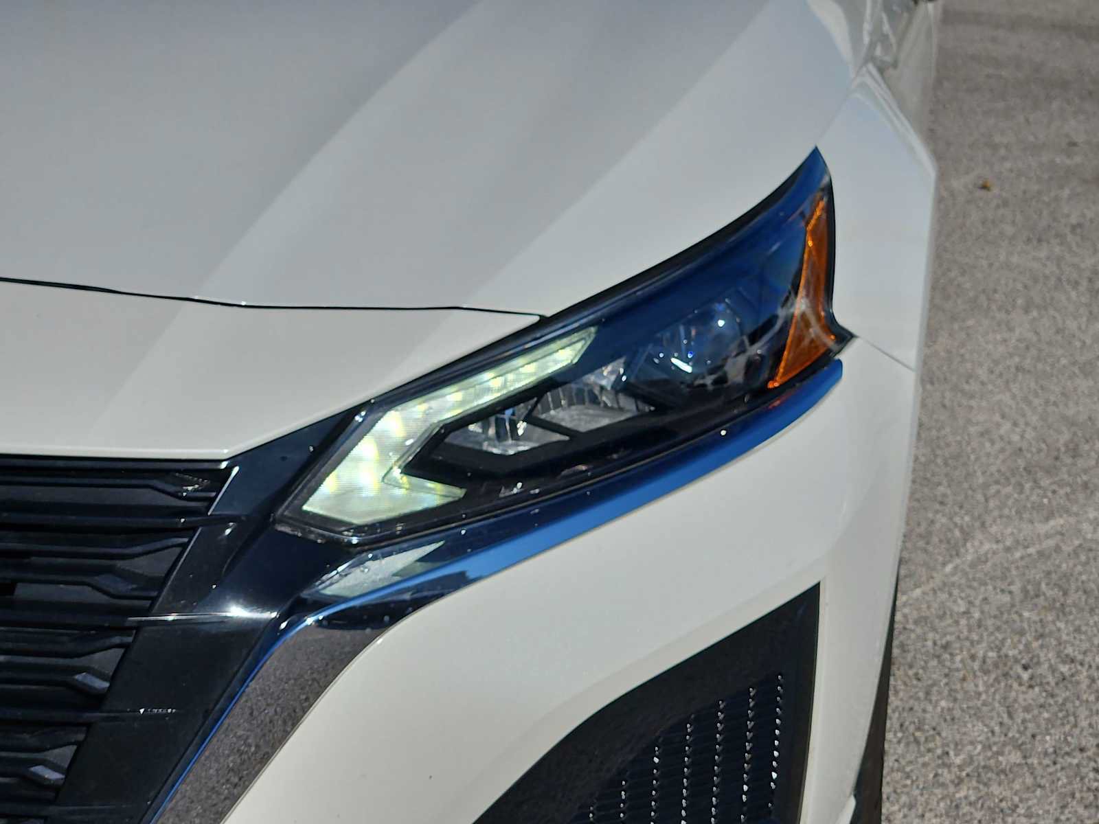 Used 2025 Nissan Altima 2.5 SV w/ SV Special Edition Package FWD image 7
