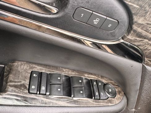 Used 2014 Buick Enclave Premium w/ Trailering Provision Package AWD/4WD image 12