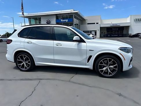 Used 2022 BMW X5 xDrive45e w/ M Sport Package AWD/4WD image 2