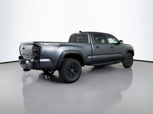 Certified 2023 Toyota Tacoma TRD Off-Road AWD/4WD image 7