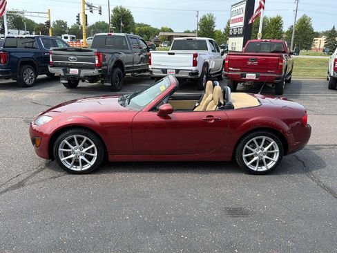 Used 2012 MAZDA MX-5 Miata Grand Touring w/ Premium Pkg RWD image 4