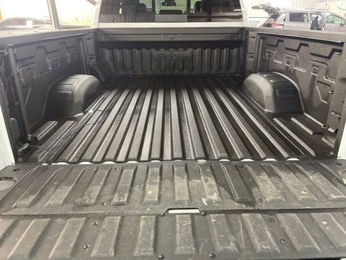 Certified 2024 GMC Sierra 2500 SLE w/ Preferred Package image 23