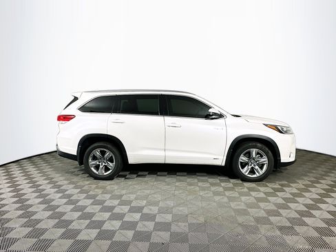 Used 2018 Toyota Highlander Limited image 8