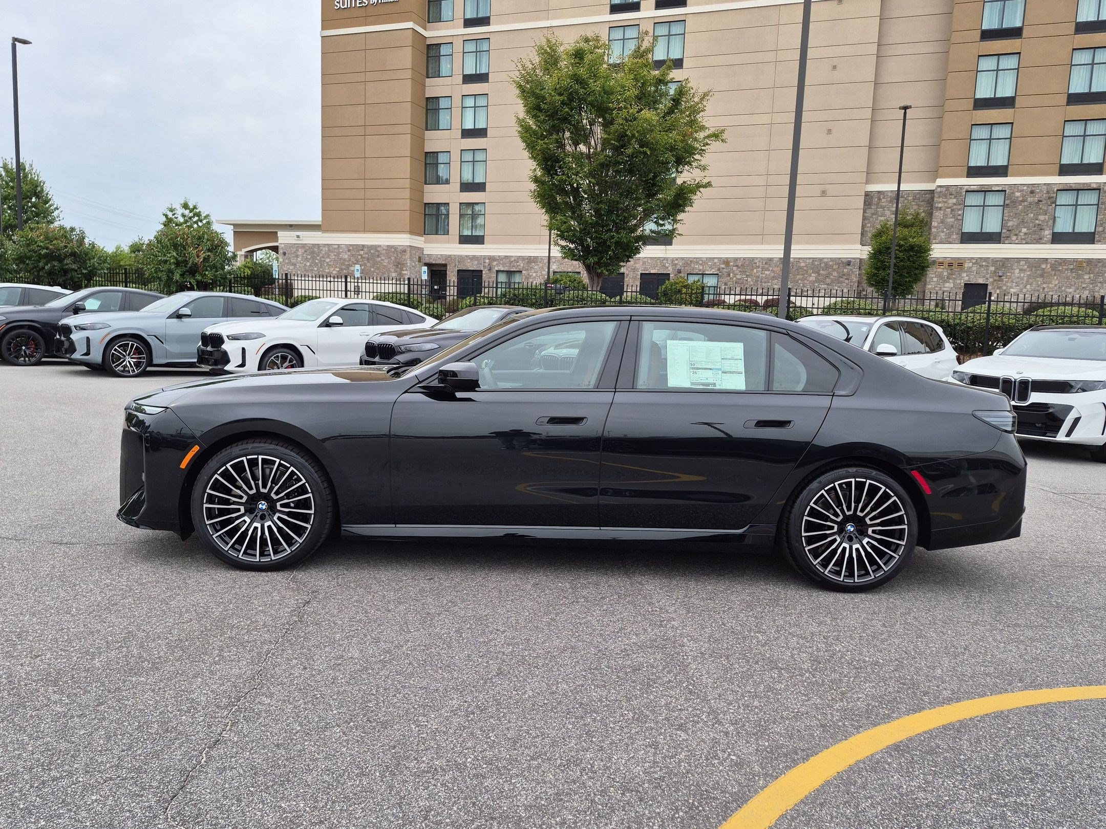 New 2027 BMW 740i w/ Executive Package RWD image 6