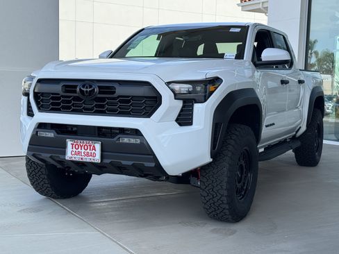 New 2026 Toyota Tacoma TRD Off-Road AWD/4WD image 11