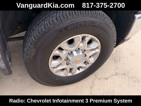 Used 2025 Chevrolet Silverado 2500 LT AWD/4WD image 11