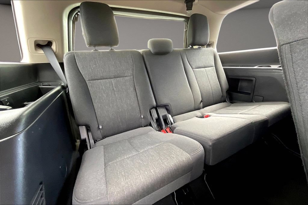 Used 2024 Ford Expedition XLT RWD image 29