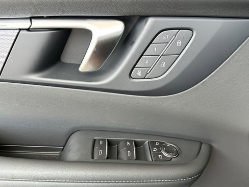 New 2025 Buick Enclave Sport Touring w/ Power Package image 11